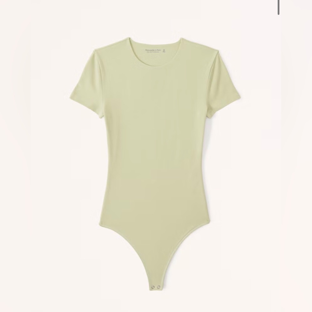 NWOT Abercrombie Short-Sleeve Cotton Seamless Fabric Crew Bodysuit - S